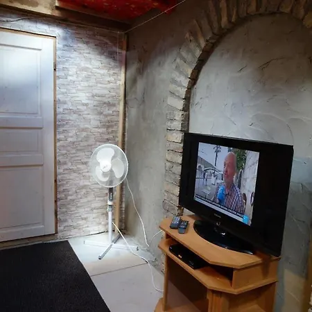 Frendlen Apartmend Апартаменты